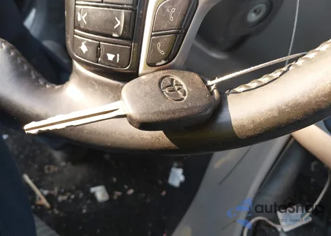 2017 Toyota Highlander Le Plus from USA, damaged, VIN 5TDBZRFH4HS388746